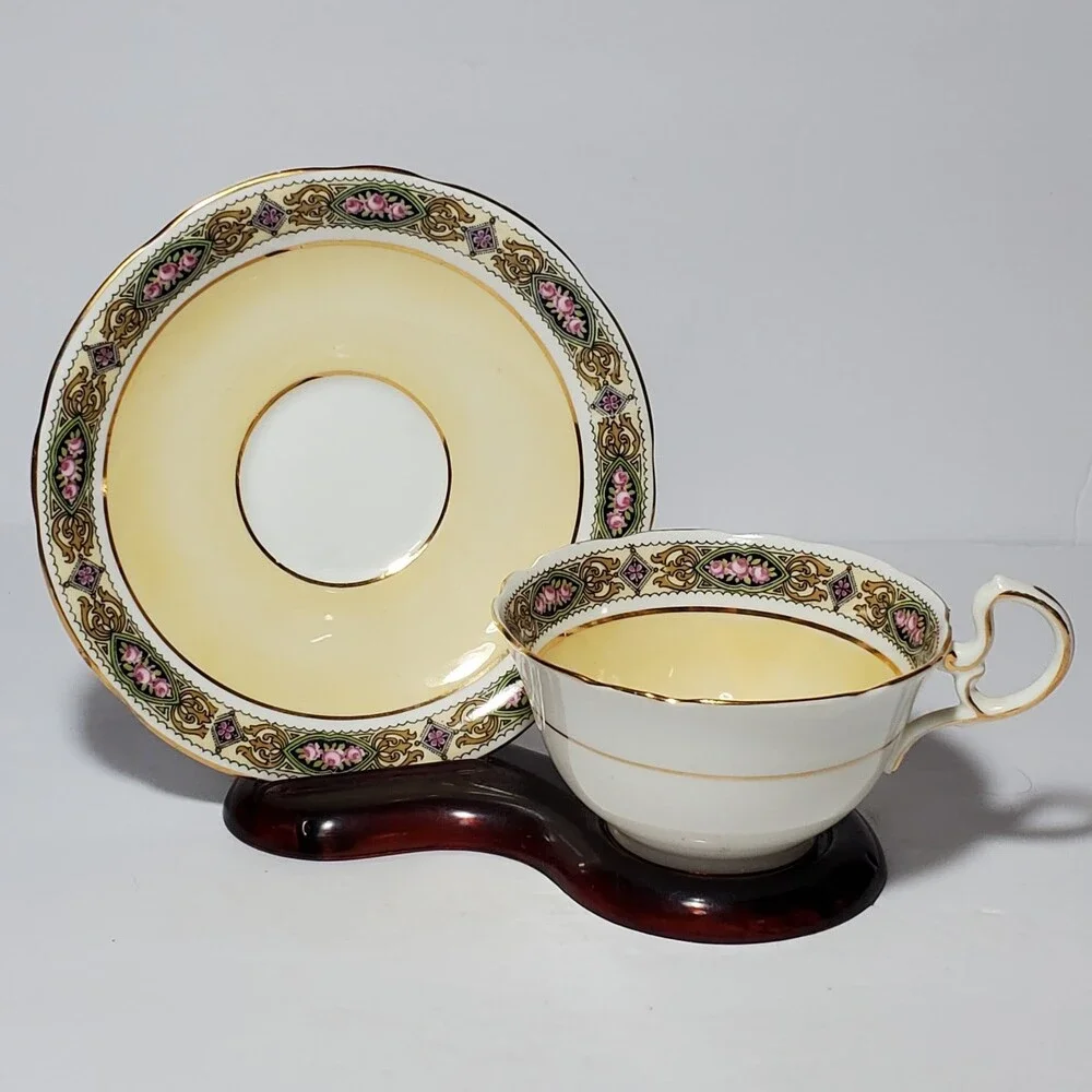 Aynsley Teacup and Saucer Yellow Unique Border Vintage